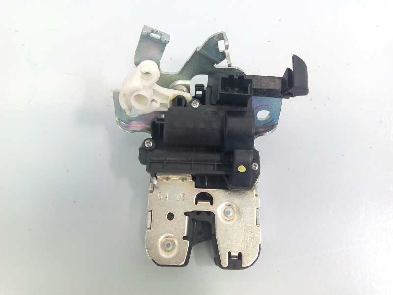 CERRADURA MALETERO / PORTON VOLKSWAGEN PASSAT LIM. (3G2) 3G0827503A / E1-B6-4-2 3G0827503AE1B642 - Vista 2