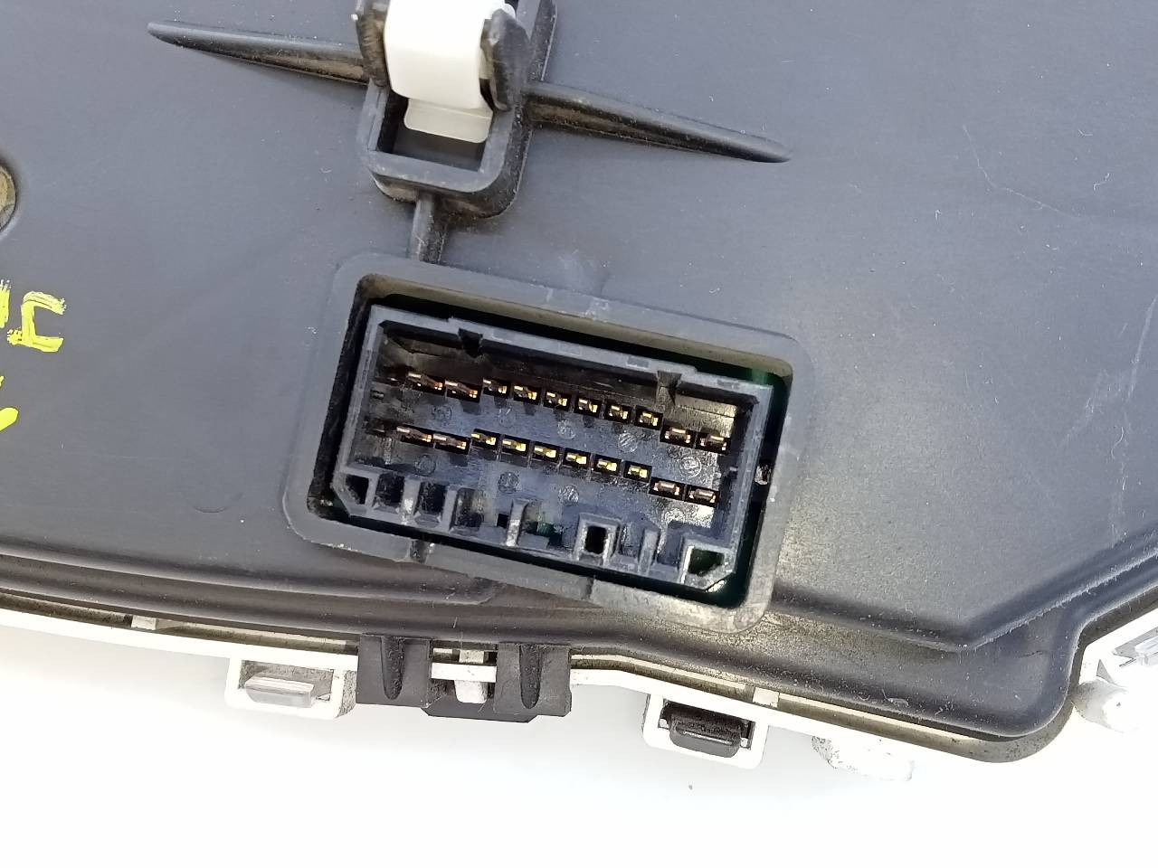 CUADRO INSTRUMENTOS SUZUKI JIMNY SN (FJ) 3411076JF0 / E3-B4-17-4 / 3411076JC 3411076JF0E3B41743411076JC - Vista 3