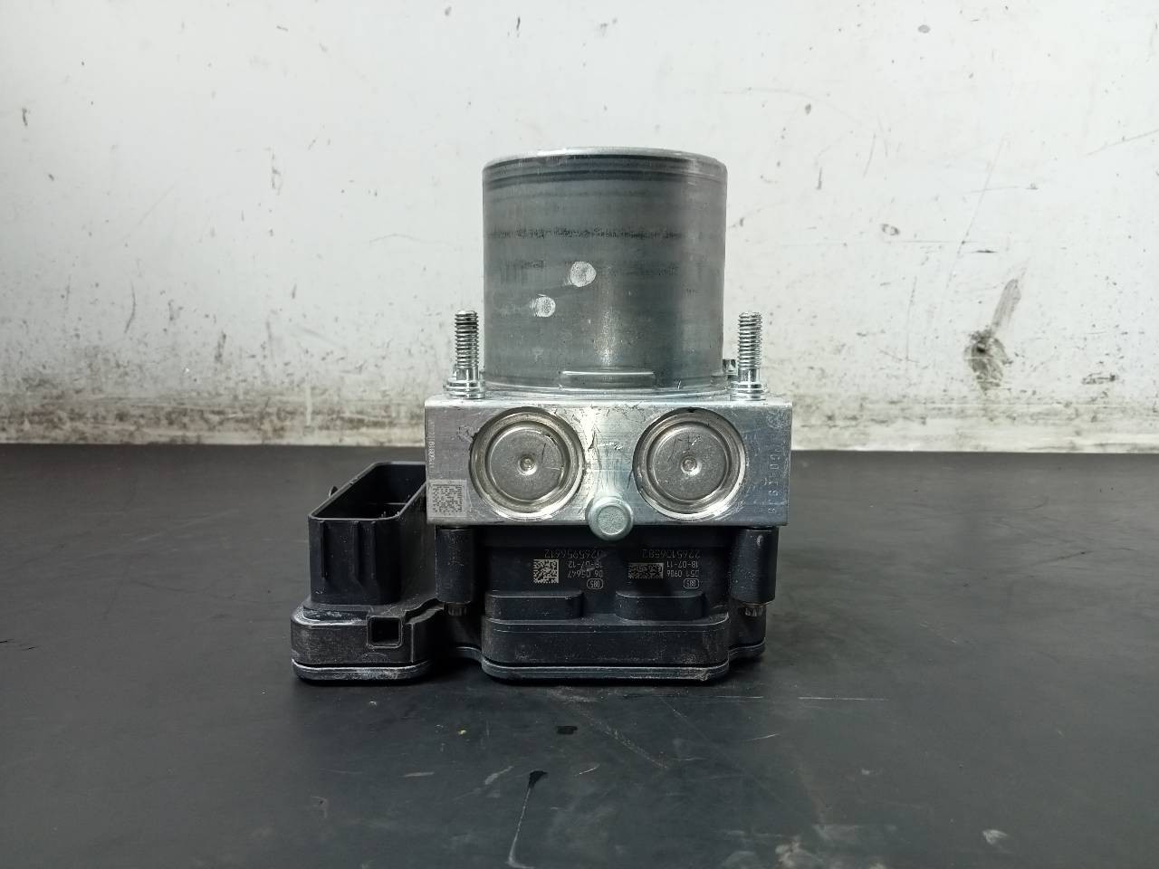 ABS MERCEDES-BENZ CLASE A (BM 177) A1779006203 / P3-A8-14-2 / A1779016501 A1779006203P3A8142A1779016501