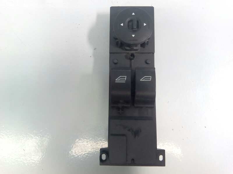MANDO ELEVALUNAS DELANTERO IZQUIERDO FORD FOCUS LIM. (CB4) 7M5T14529BA / E3-B3-23-1 / 03168080 7M5T14529BAE3B323103168080