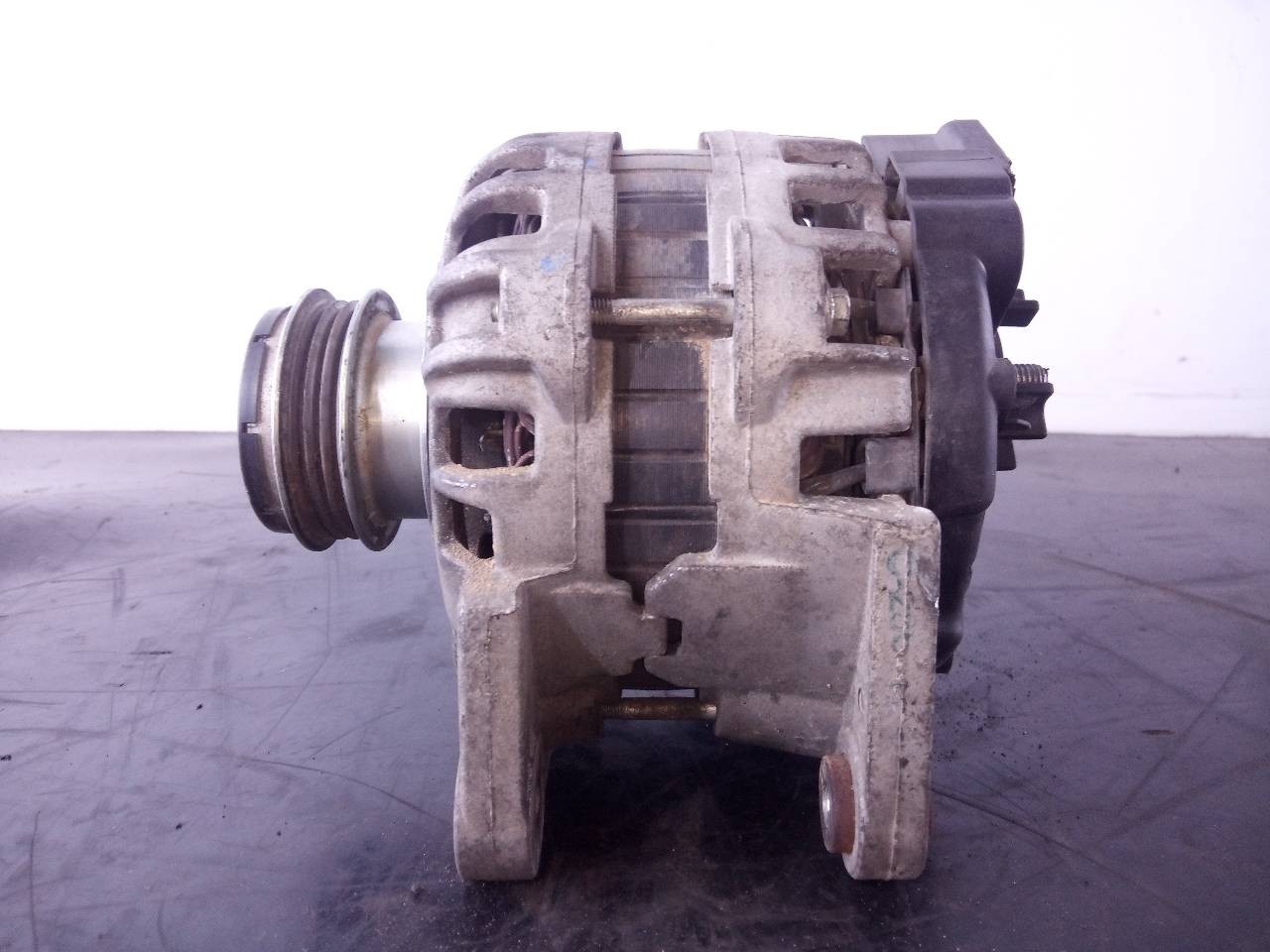 ALTERNADOR DACIA LOGAN II 231008386R / P3-B5-28-2 / F000BL0457 231008386RP3B5282F000BL0457