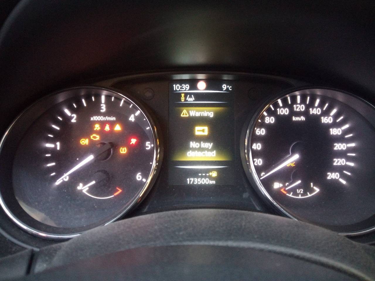 CUADRO INSTRUMENTOS NISSAN QASHQAI (J11) 4EL6ABMK0 / E3-B4-23-2 4EL6ABMK0E3B4232 - Vista 3