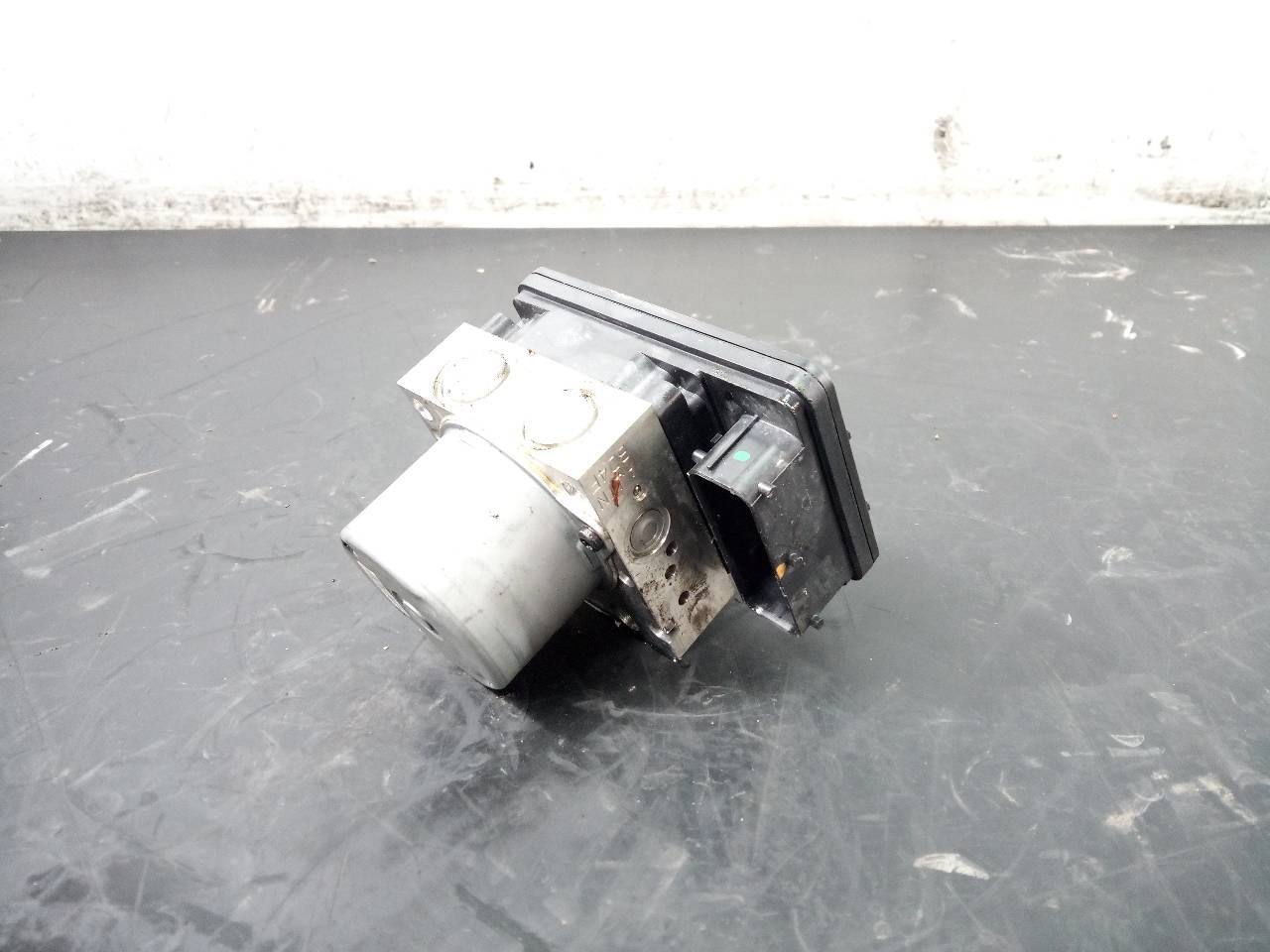 ABS KIA SPORTAGE 589203U420 / P3-B9-19-3 / 046GAE1D1223929 589203U420P3B9193046GAE1D1223929