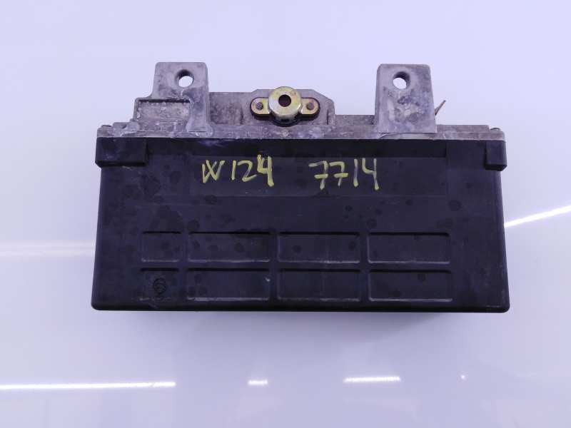 CENTRALITA ABS MERCEDES-BENZ CLASE E (W124) BERLINA 0055455132 / E3-A1-2-3 / 0265101020 0055455132E3A1230265101020