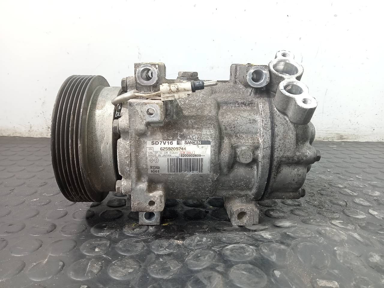 COMPRESOR AIRE ACONDICIONADO DACIA LOGAN MCV 8200802609 / P3-A2-3-2 / 6259209744 8200802609P3A2326259209744