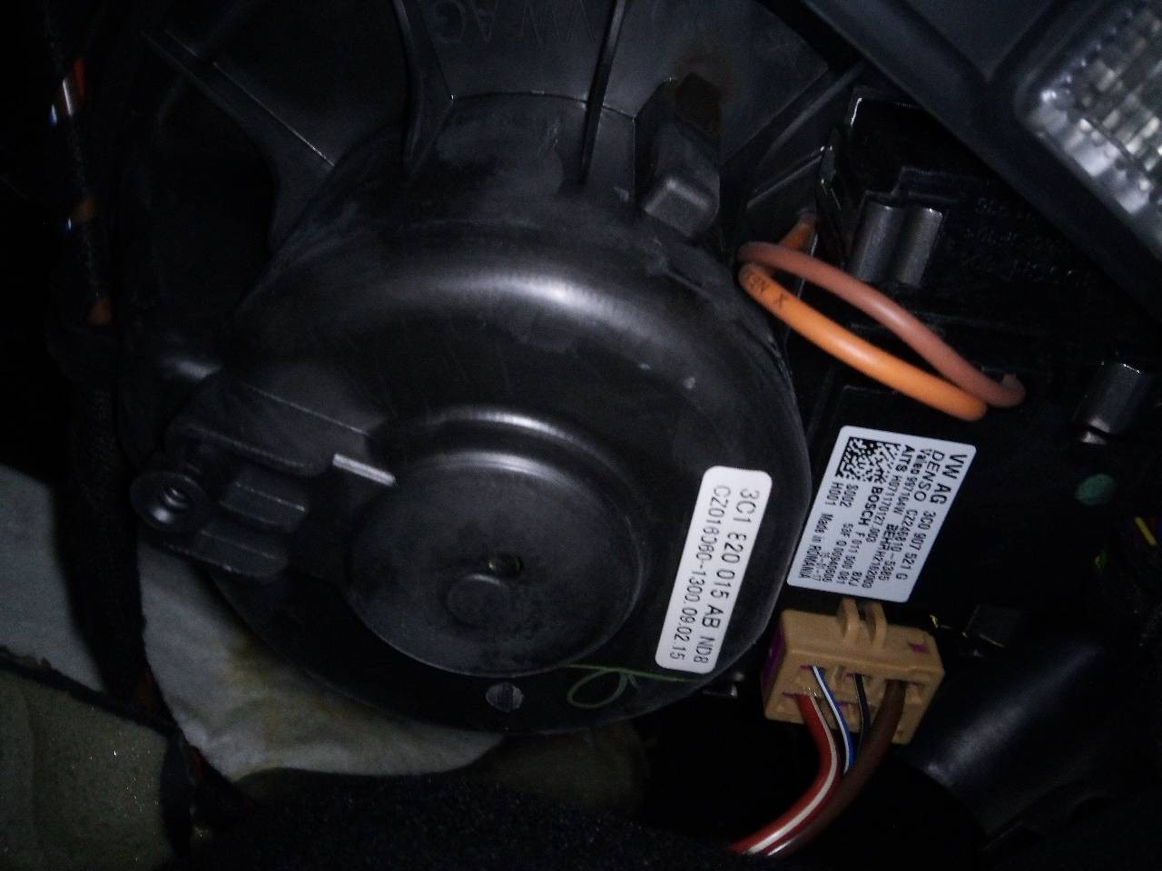 VENTILADOR CALEFACCION VOLKSWAGEN TIGUAN (5N2) 3C1820015AB 3C1820015AB