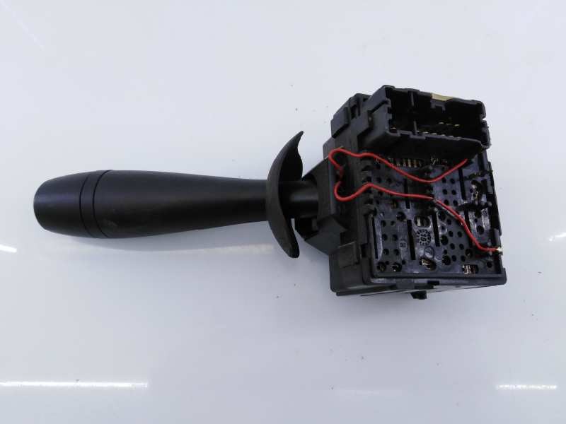 MANDO LIMPIA DACIA DOKKER EXPRESS 681728631R / E2-A1-23-2 681728631RE2A1232 - Vista 2