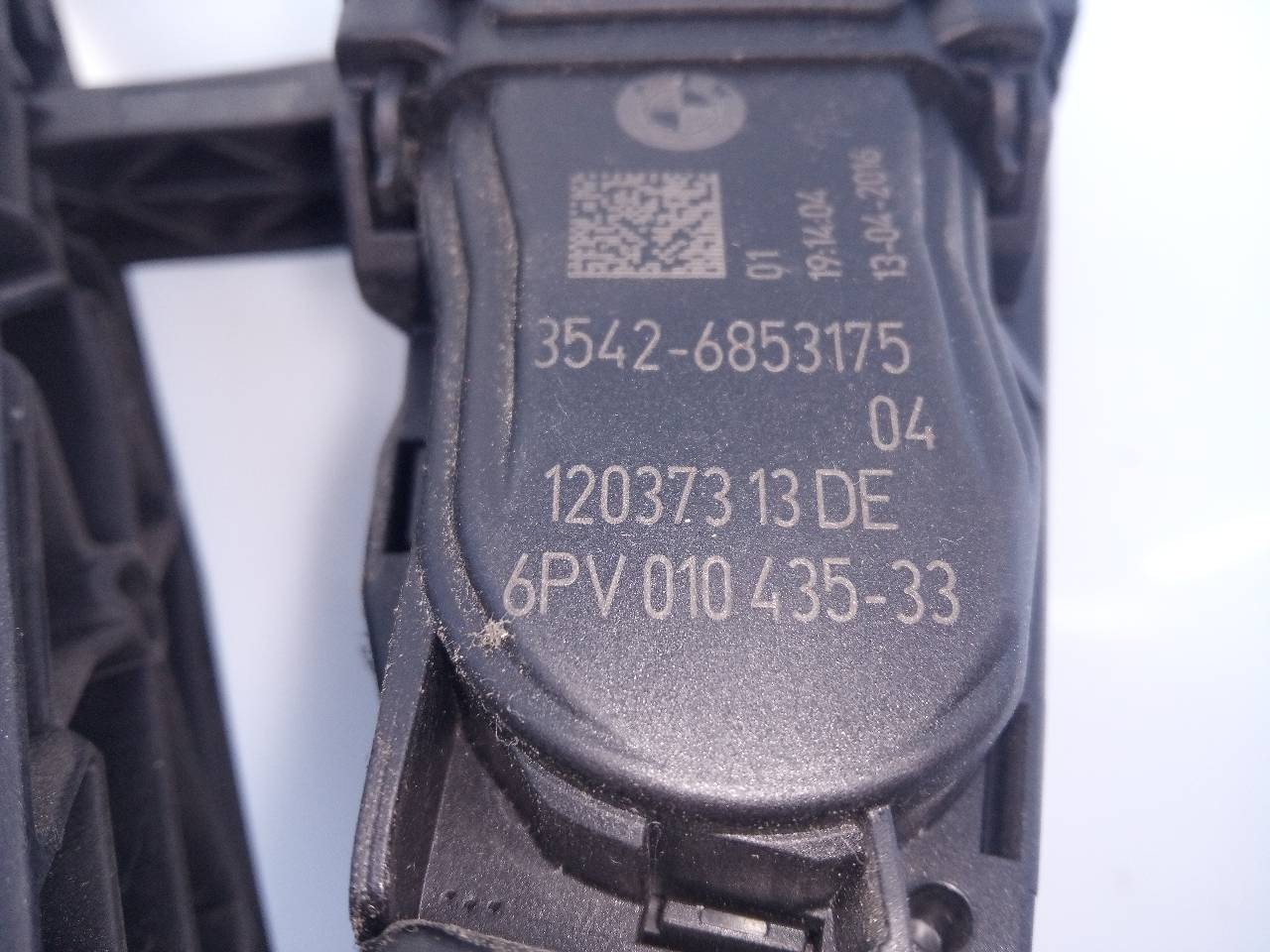 PEDAL ACELERADOR BMW SERIE 1 LIM. (F20/F21) 35426853175 / E3-A2-40-3 / 6PV01043533 35426853175E3A24036PV01043533 - Vista 2