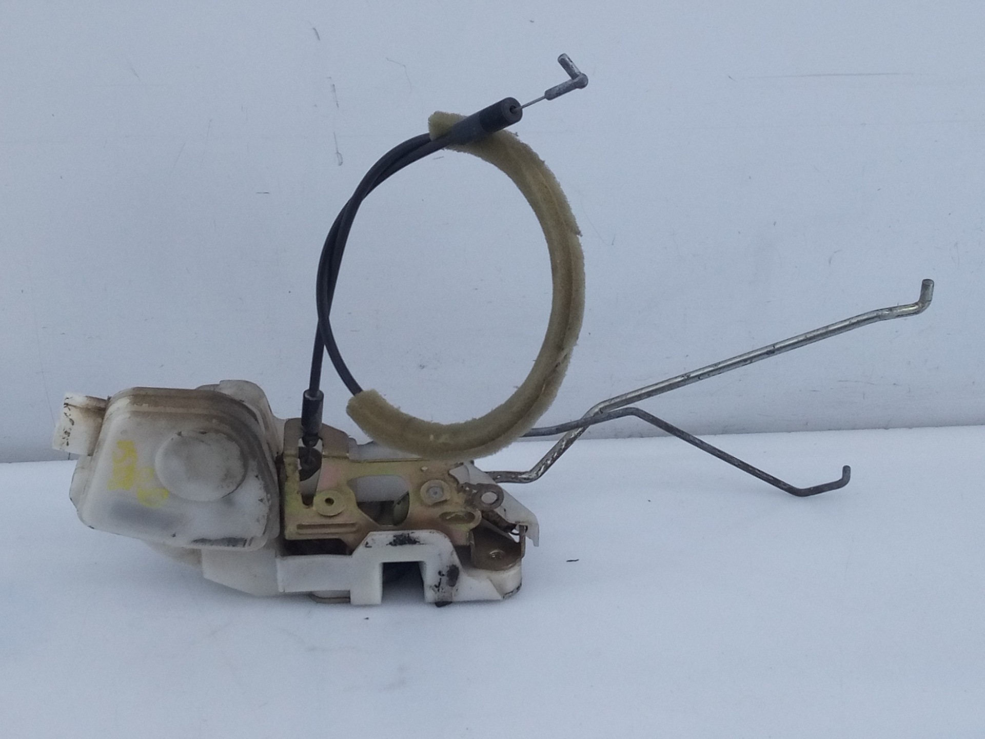 CERRADURA PUERTA DELANTERA DERECHA MITSUBISHI MONTERO (V60/V70) E2-B4-55-2 E2B4552