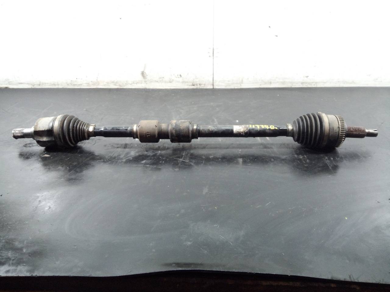 TRANSMISION DELANTERA DERECHA KIA SPORTAGE Y930RPJKN321VC / P1-B6-32 Y930RPJKN321VCP1B632