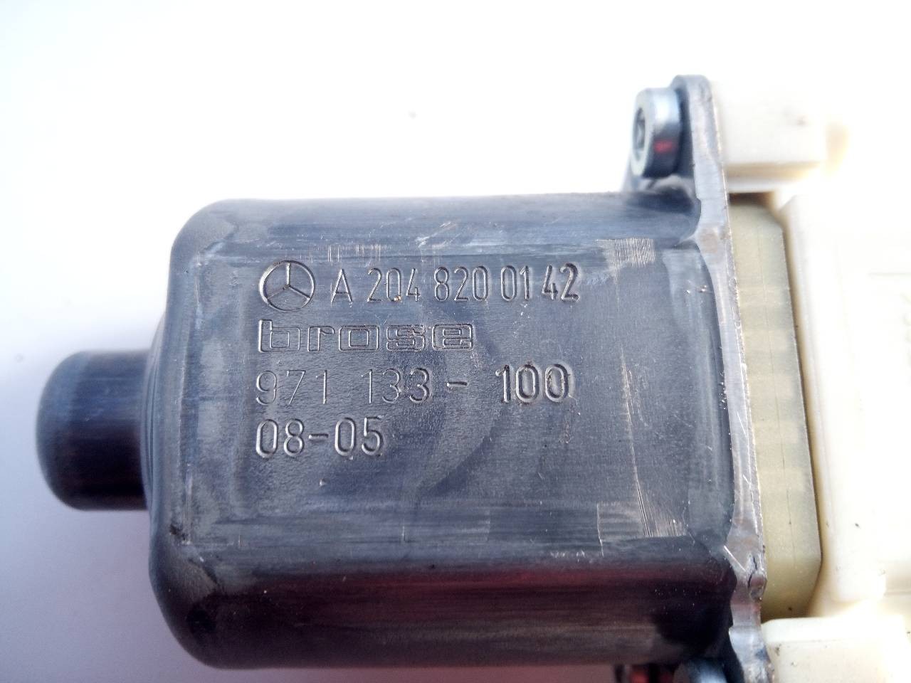 MOTOR ELEVALUNAS DELANTERO IZQUIERDO MERCEDES-BENZ CLASE C (W204) FAMILIAR A2048200142 / E1-A2-51-2 A2048200142E1A2512 - Vista 3