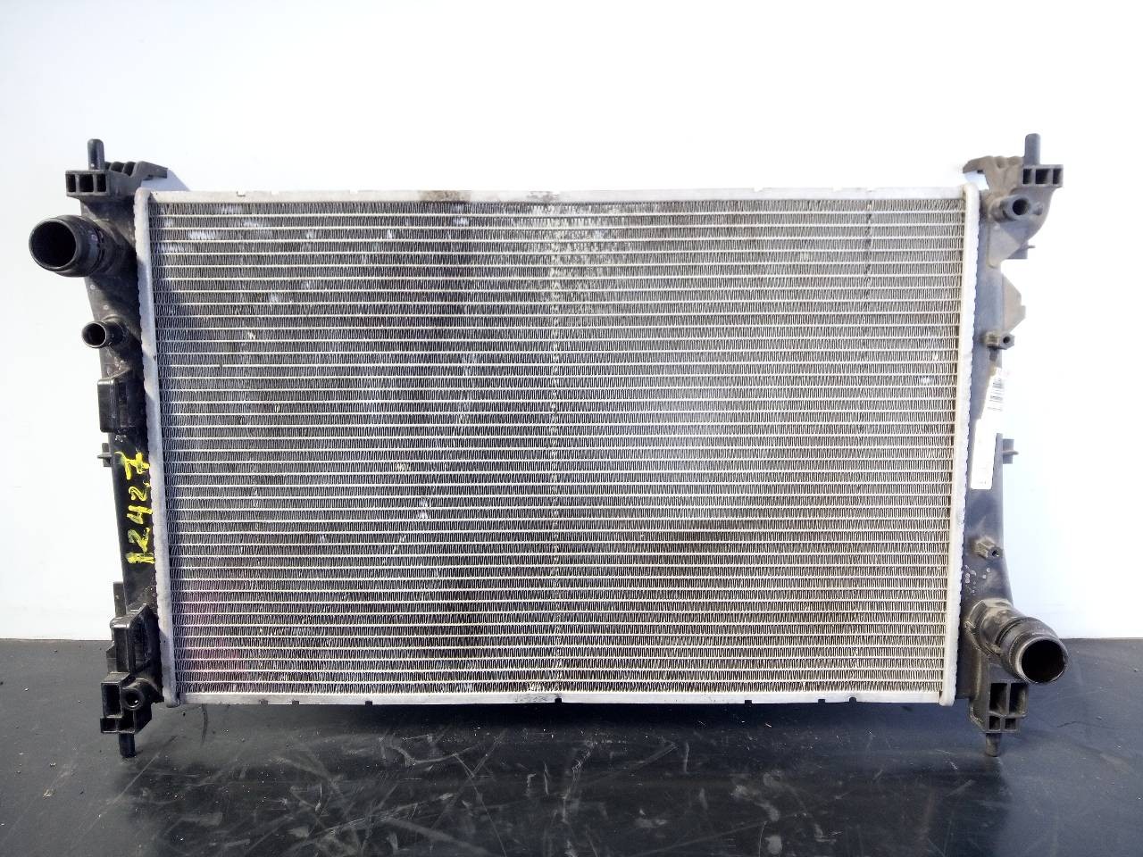 RADIADOR AGUA FIAT DOBLO II (152) 896065000 / P2-A6-18 896065000P2A618