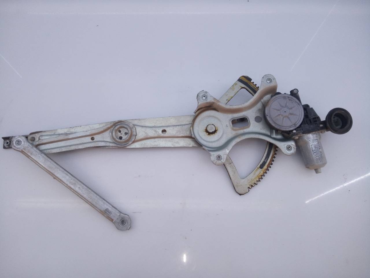 ELEVALUNAS DELANTERO DERECHO TOYOTA HILUX (KUN) 857100K010 / E2-B4-9-2 857100K010E2B492 - Vista 3