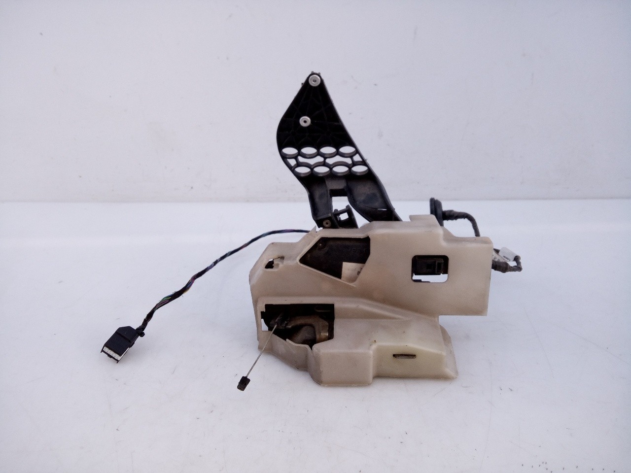 CERRADURA PUERTA TRASERA DERECHA PORSCHE CAYENNE (TYP 9PA) E1-A5-51-1 E1A5511