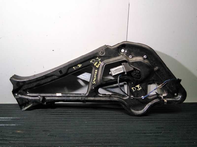 ELEVALUNAS DELANTERO IZQUIERDO MERCEDES-BENZ SPRINTER II JAMES COOK (906) 4833220 / P2-B4-8 4833220P2B48