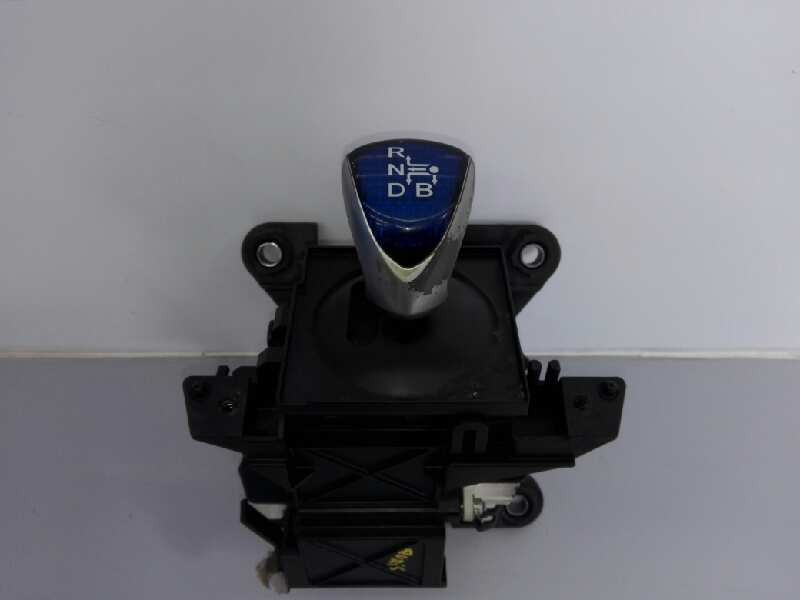 PALANCA CAMBIO TOYOTA AURIS E3-B2-8-3 E3B283