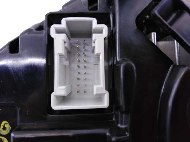 CUADRO INSTRUMENTOS MERCEDES-BENZ CLASE GLC (W253) A2059008329 / E3-A1-13-7 / A2C12716800 A2059008329E3A1137A2C12716800 - Vista 3