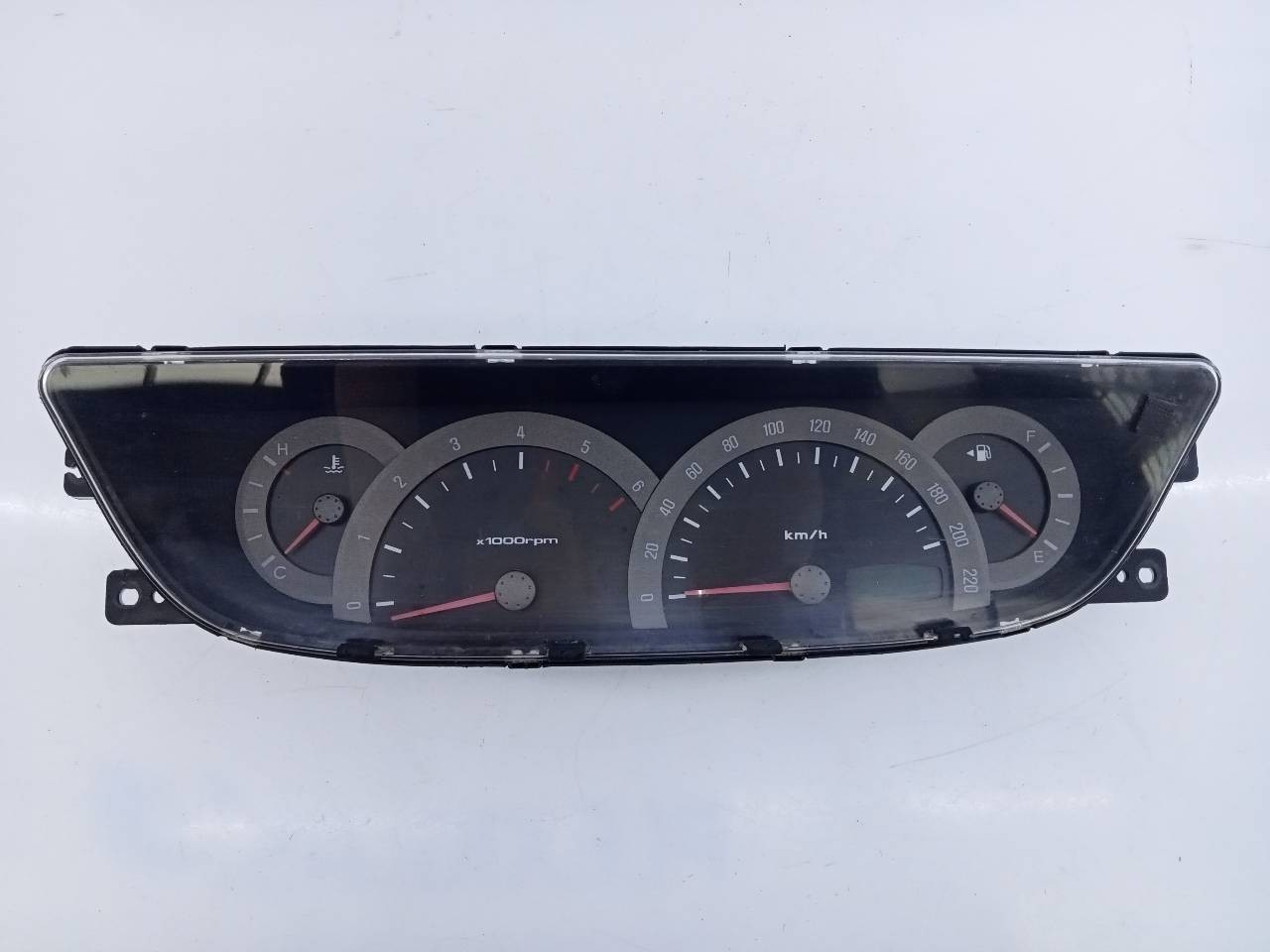 CUADRO INSTRUMENTOS SSANGYONG RODIUS 8020021100 / E3-A3-18-2 / 11000918400S 8020021100E3A318211000918400S