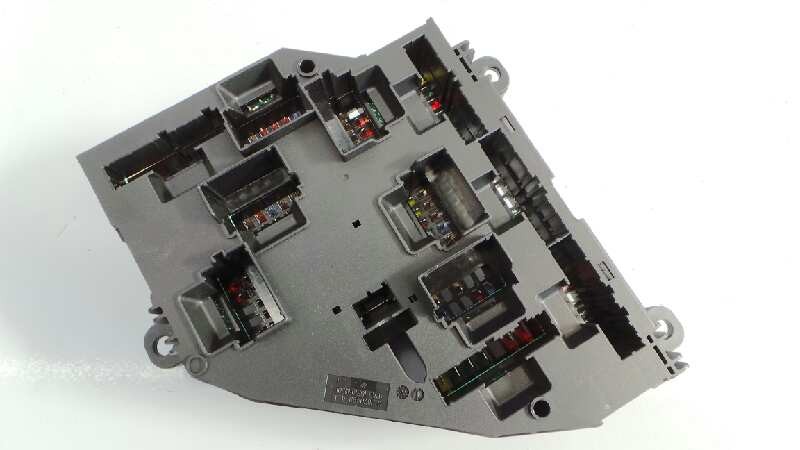 CAJA RELES / FUSIBLES BMW SERIE 5 LIM. (F10) 926492301 / E3-A2-34-3 926492301E3A2343 - Vista 2
