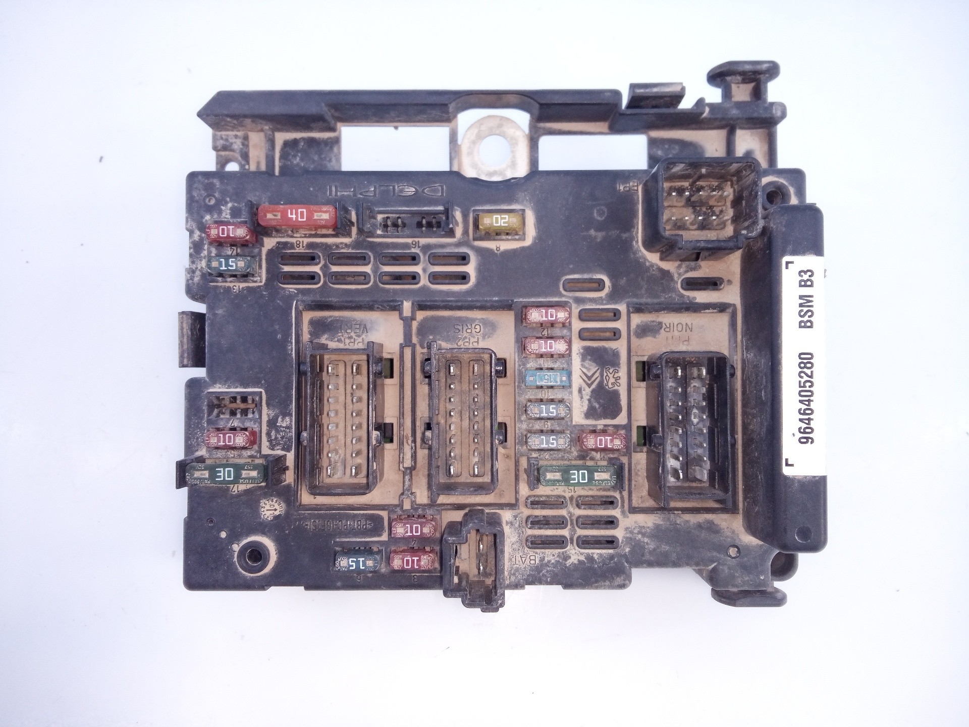CAJA RELES / FUSIBLES PEUGEOT 307 (S1) 9646605280 / E3-B2-44-3 9646605280E3B2443