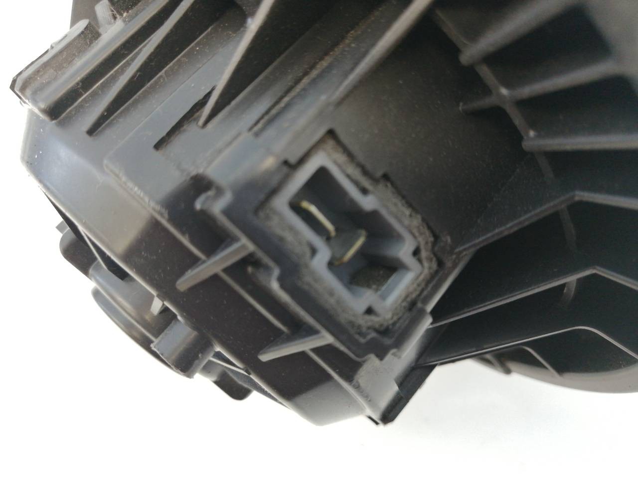 VENTILADOR CALEFACCION HYUNDAI ELANTRA (MD) F00S3B2474 / E3-A3-3-3 F00S3B2474E3A333 - Vista 2