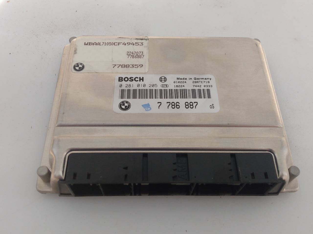 CENTRALITA MOTOR UCE BMW SERIE 3 BERLINA (E46) 7786887 / E3-A2-25-2 / 0281010205 7786887E3A22520281010205