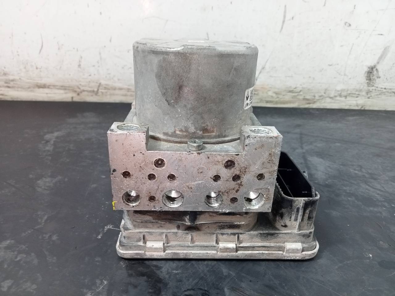 ABS RENAULT SCENIC IV 476608658R / P3-B8-28-2 476608658RP3B8282