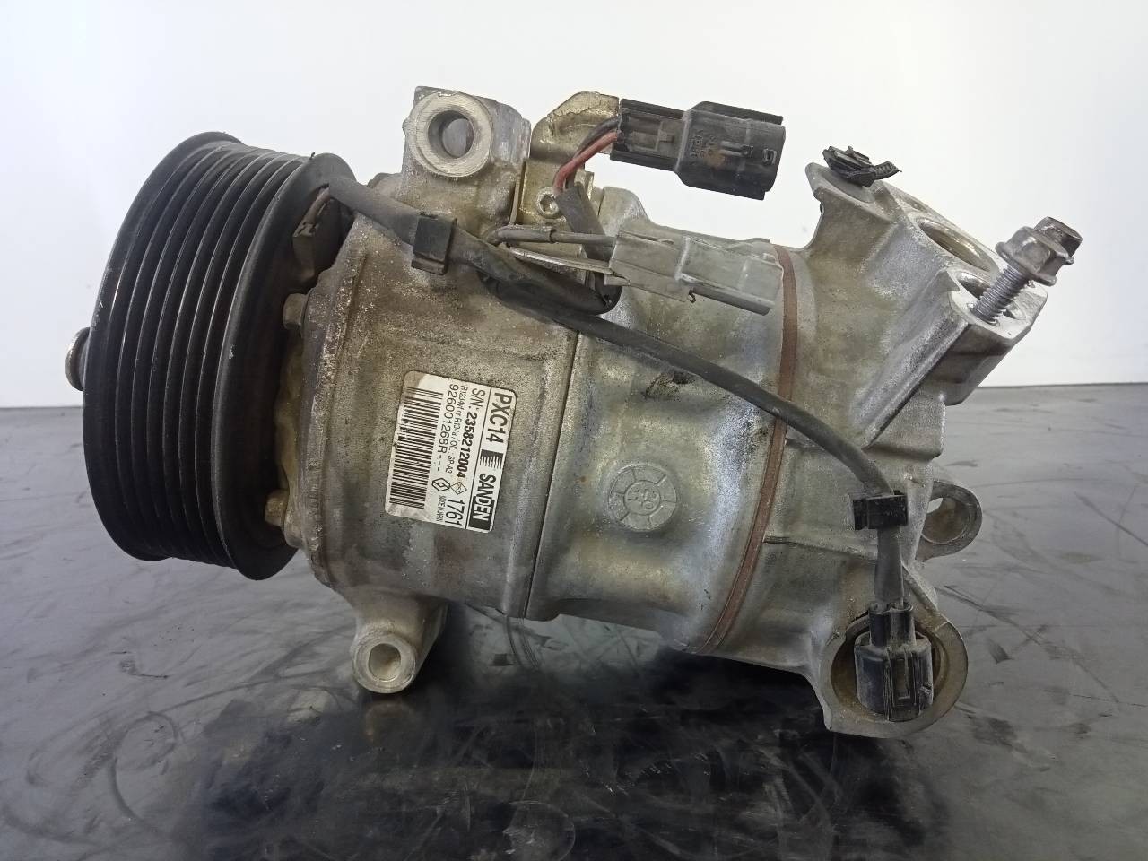 COMPRESOR AIRE ACONDICIONADO RENAULT SCENIC IV 926001268R / P3-B2-7-1 / 2358212004 926001268RP3B2712358212004