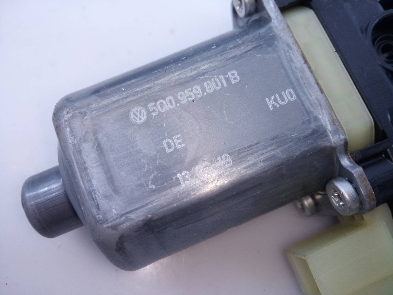 ELEVALUNAS DELANTERO IZQUIERDO SEAT ATECA (KH7) 5Q0959801B / E1-B6-32-1 5Q0959801BE1B6321 - Vista 3
