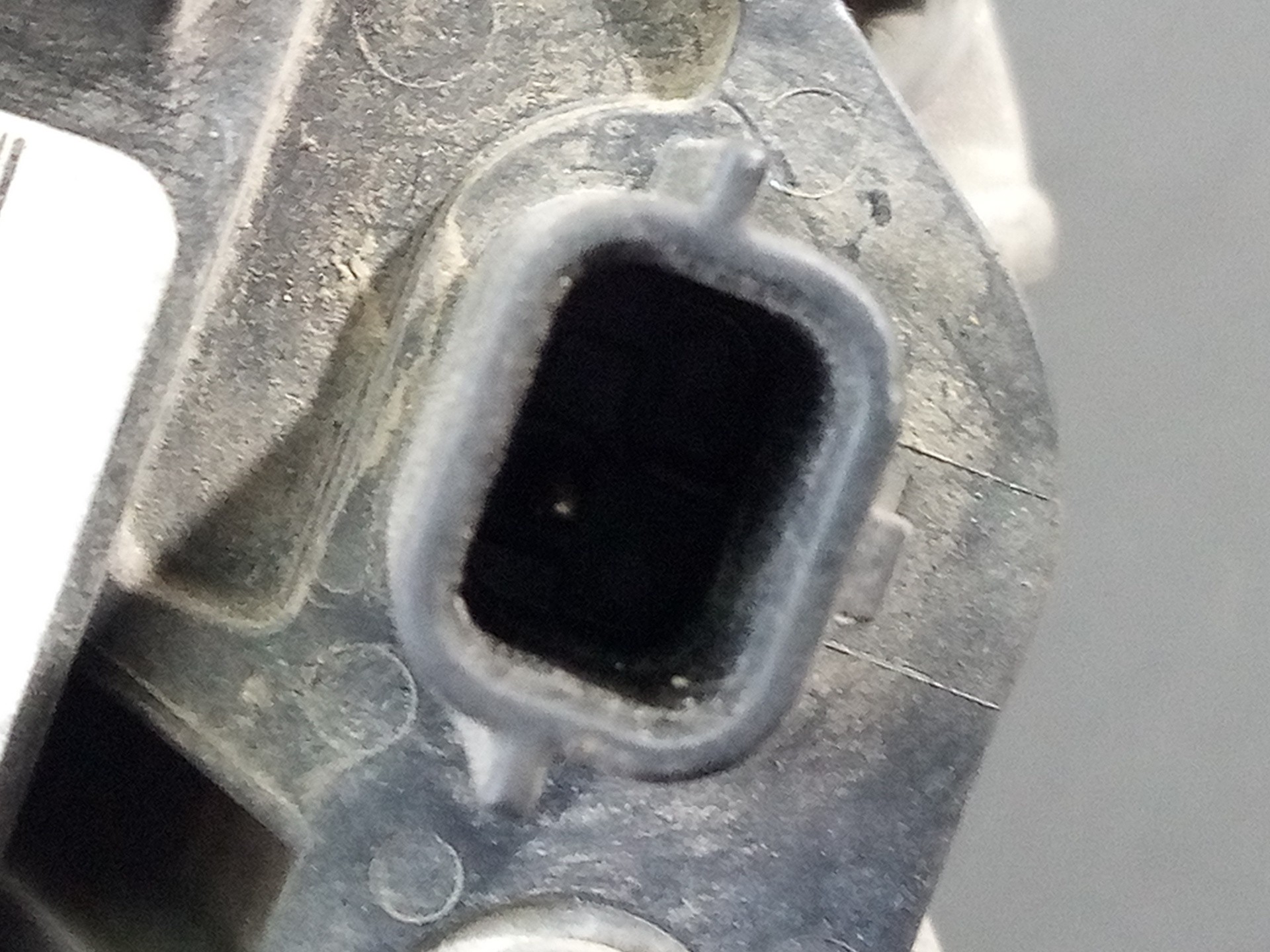 ALTERNADOR DACIA SANDERO 231005933R / P3-B6-4-2 231005933RP3B642 - Vista 3