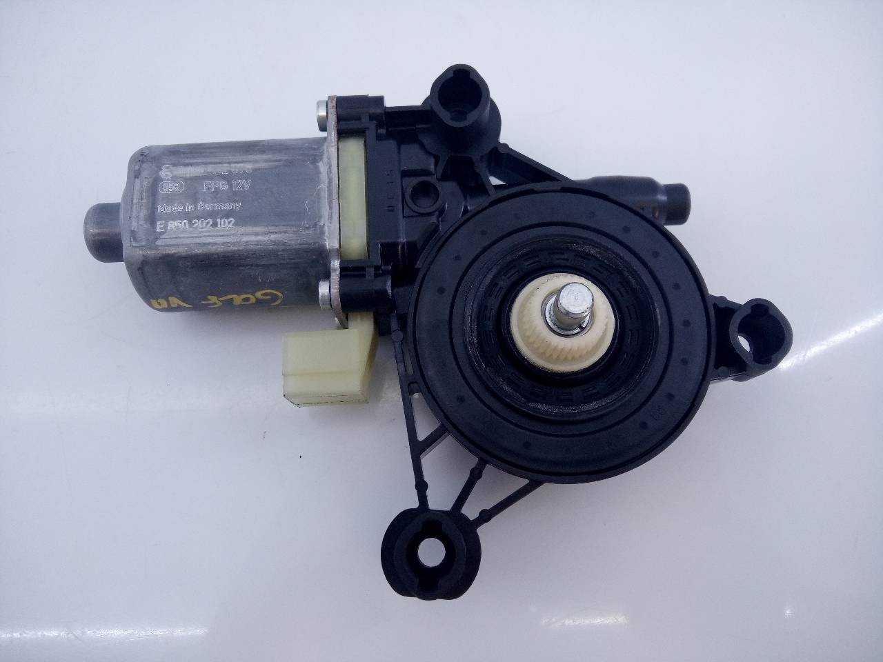 MOTOR ELEVALUNAS DELANTERO DERECHO VOLKSWAGEN GOLF VII LIM. (BQ1) E850202102 / E2-B6-54-2 E850202102E2B6542 - Vista 3