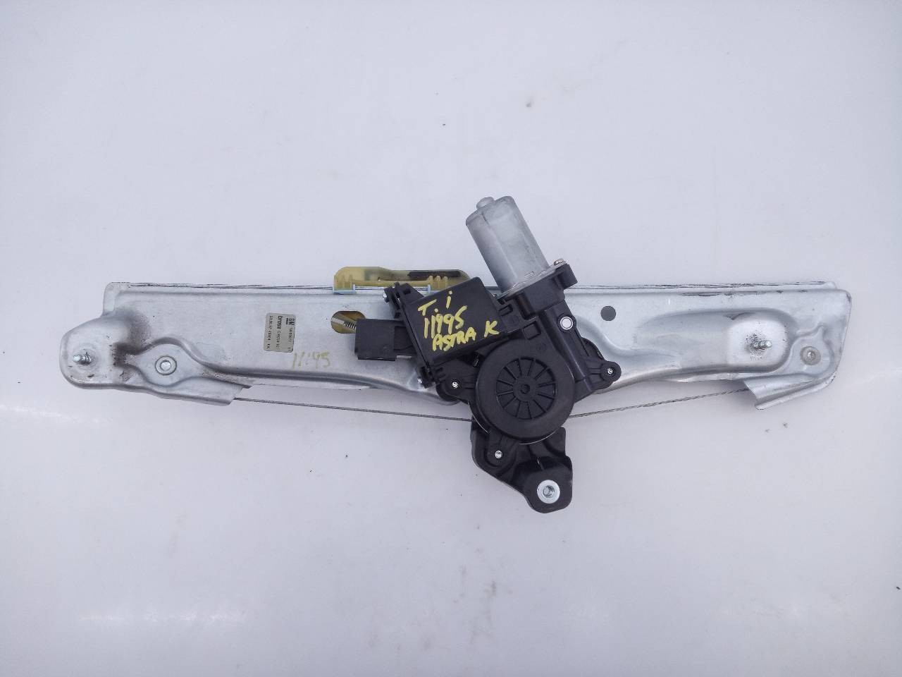ELEVALUNAS TRASERO IZQUIERDO OPEL ASTRA K SPORTS TOURER C46111100 / E2-B6-60-2 C46111100E2B6602