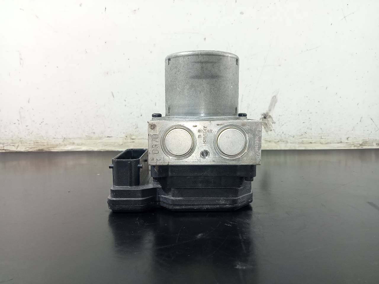ABS KIA RIO 589201W570 / P3-A8-24-5 589201W570P3A8245