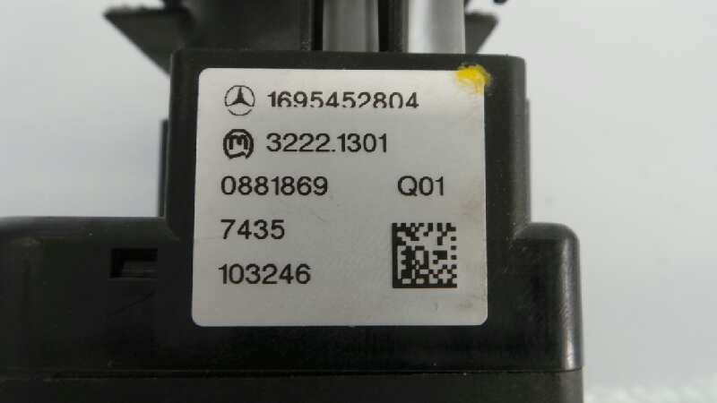 MANDO LUCES MERCEDES-BENZ CLASE B (W245) A1695452804 / E3-A1-3-3 A1695452804E3A133 - Vista 3
