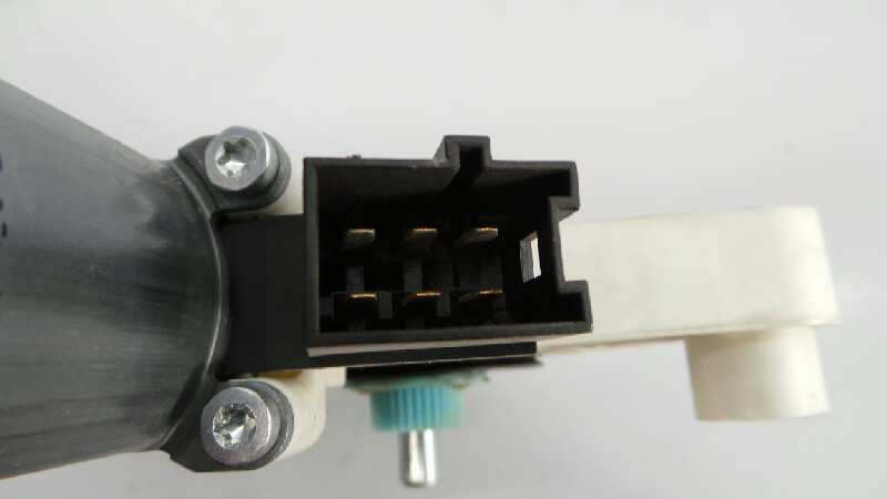 MOTOR ELEVALUNAS TRASERO IZQUIERDO MERCEDES-BENZ CLASE B (W245) A1698204542 / E1-A2-4-1 A1698204542E1A241 - Vista 2