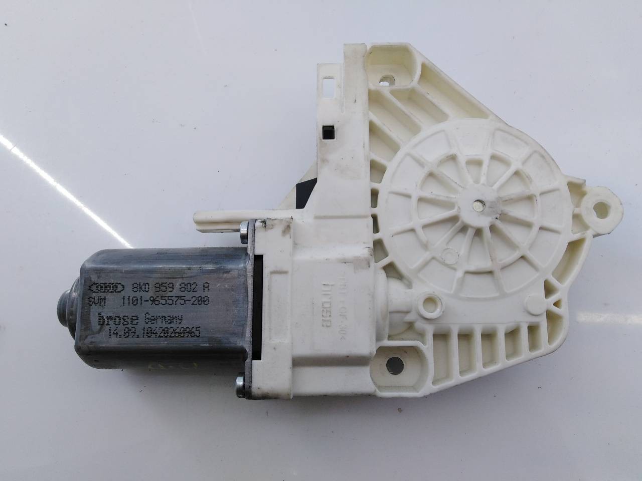 MOTOR ELEVALUNAS DELANTERO DERECHO AUDI A4 AVANT (8K5) (2008) 8K0959802A / E1-B6-24-2 / 1101965575200 8K0959802AE1B62421101965575200