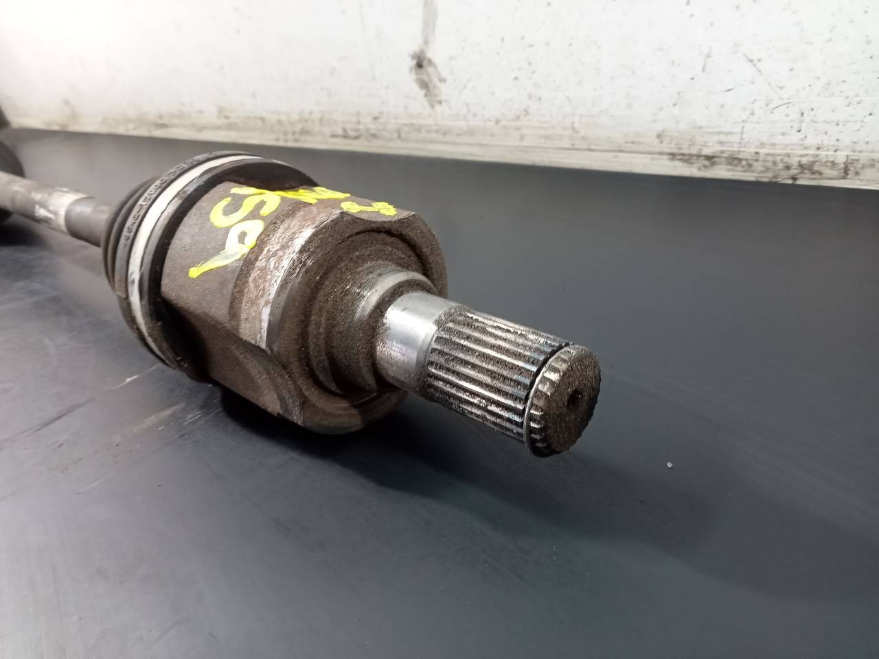 TRANSMISION DELANTERA IZQUIERDA KIA RIO 495001W000 / P1-A6-18 495001W000P1A618 - Vista 3