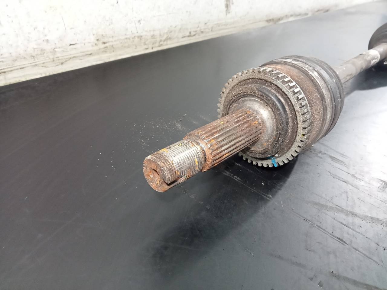 TRANSMISION DELANTERA IZQUIERDA KIA RIO 495001W000 / P1-A6-18 495001W000P1A618 - Vista 2