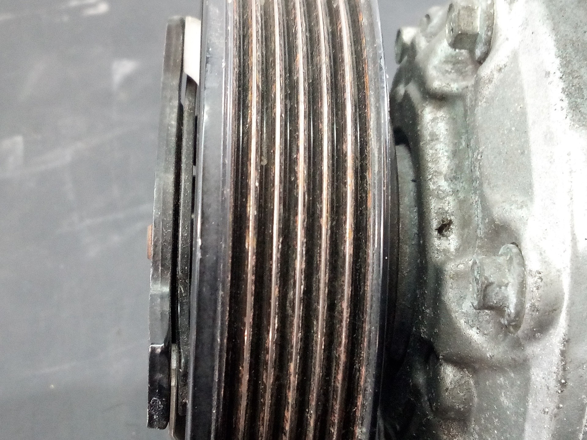 COMPRESOR AIRE ACONDICIONADO VOLKSWAGEN GOLF VII LIM. (BQ1) 5Q0816803F / P3-A3-13-3 / 020255059B4 5Q0816803FP3A3133020255059B4 - Vista 2