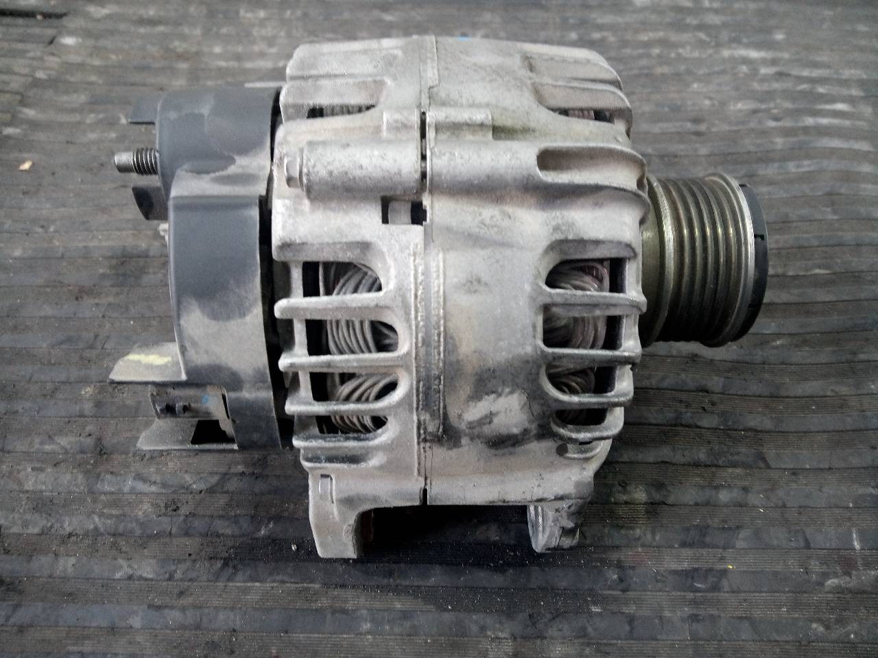 ALTERNADOR RENAULT CAPTUR 2116153087 / P3-B6-10-4 / 231001318R 2116153087P3B6104231001318R