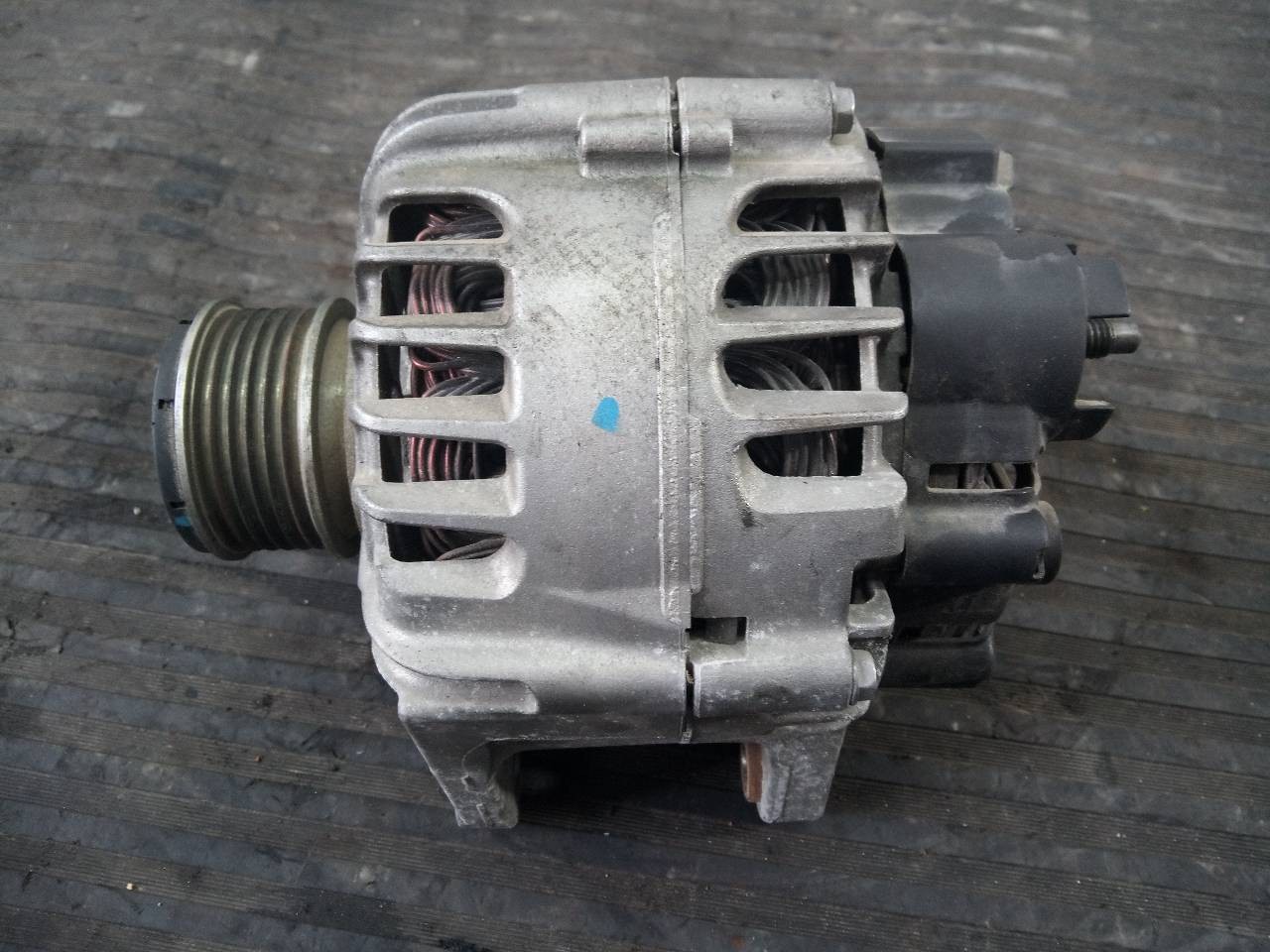 ALTERNADOR RENAULT CAPTUR 2116153087 / P3-B6-10-4 / 231001318R 2116153087P3B6104231001318R - Vista 3