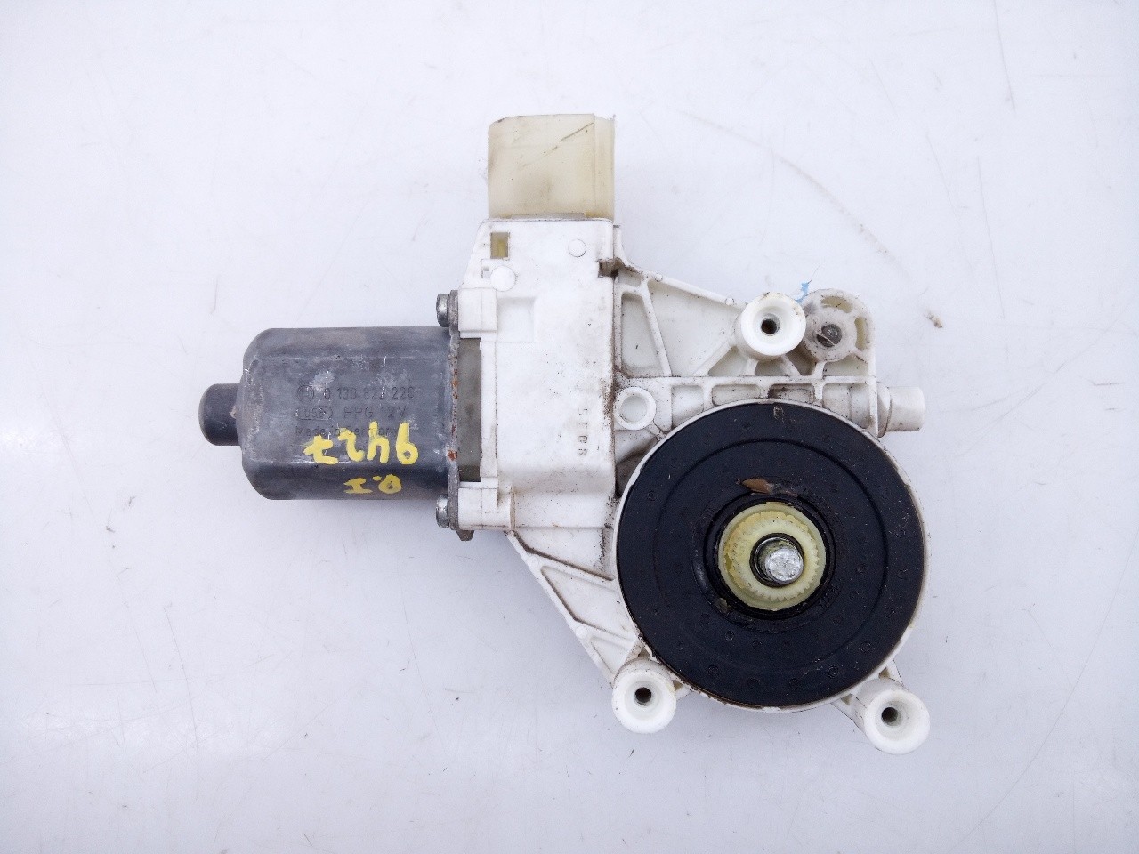 MOTOR ELEVALUNAS DELANTERO IZQUIERDO BMW X3 (E83) 0130822226 / E1-A3-43-1 / 6927027 0130822226E1A34316927027