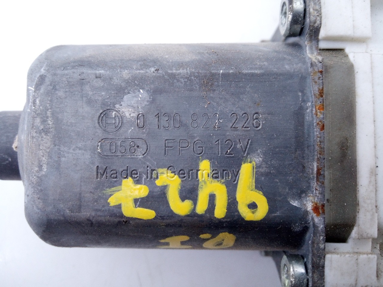 MOTOR ELEVALUNAS DELANTERO IZQUIERDO BMW X3 (E83) 0130822226 / E1-A3-43-1 / 6927027 0130822226E1A34316927027 - Vista 2