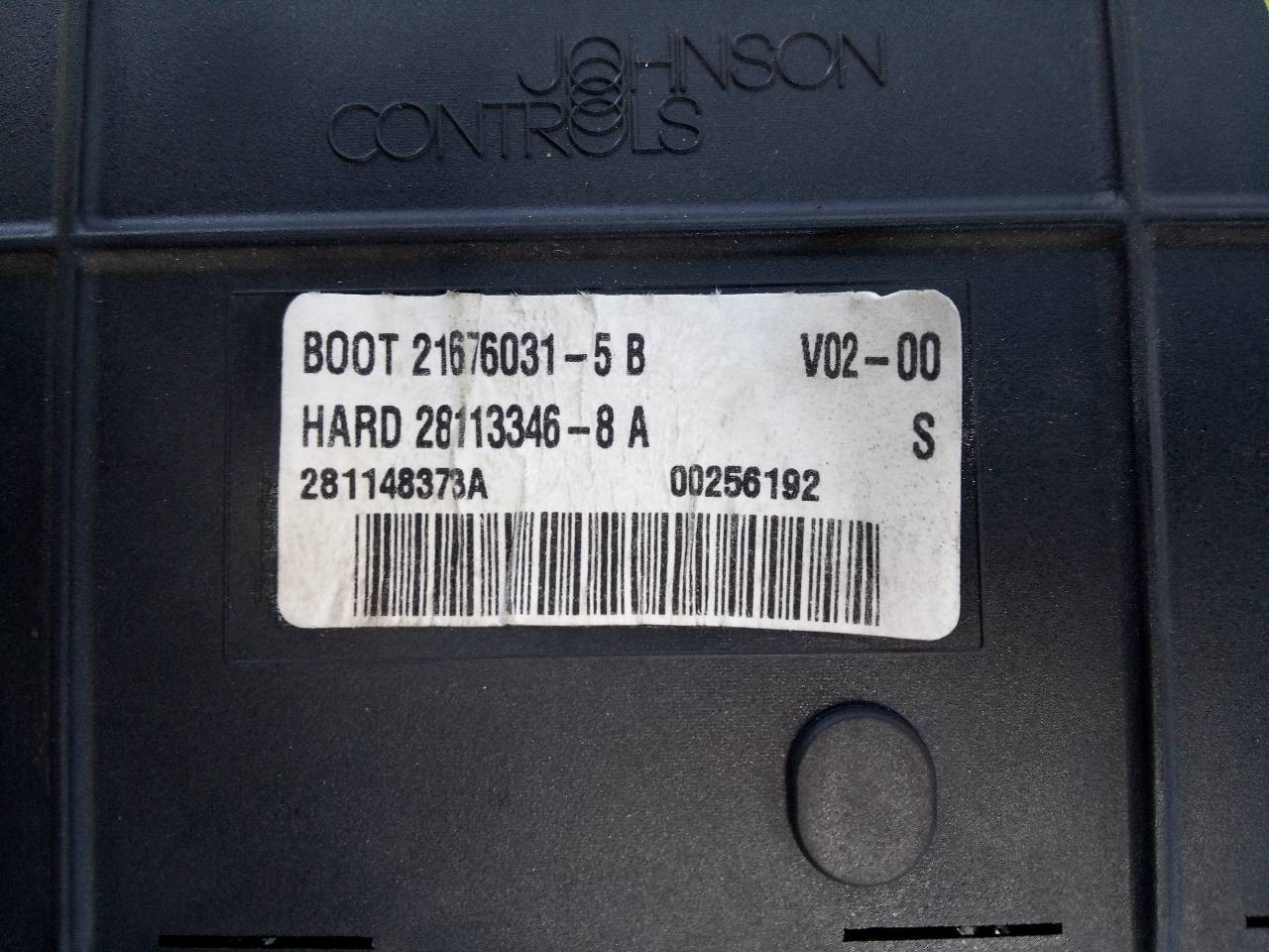 CAJA RELES / FUSIBLES CITROËN C4 BERLINA 281148373A / E3-B2-29-3 / 281133468A 281148373AE3B2293281133468A - Vista 3