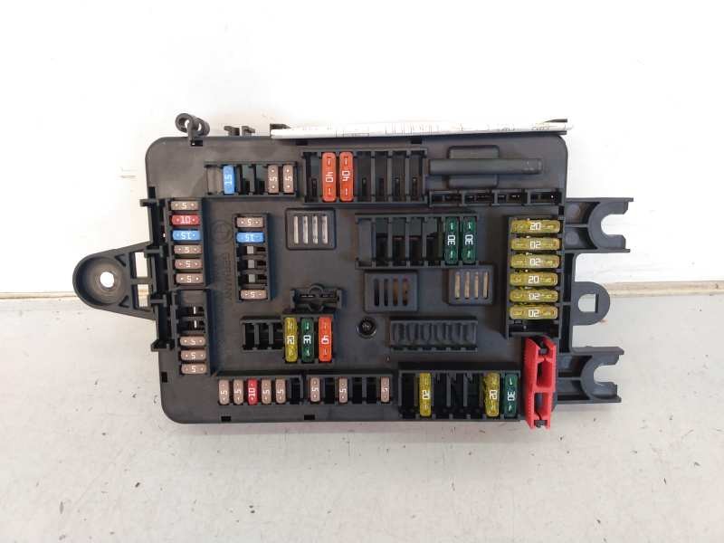 CAJA RELES / FUSIBLES BMW SERIE 1 LIM. (F20) 922815802 / E1-A2-38-2 / 926111102 922815802E1A2382926111102