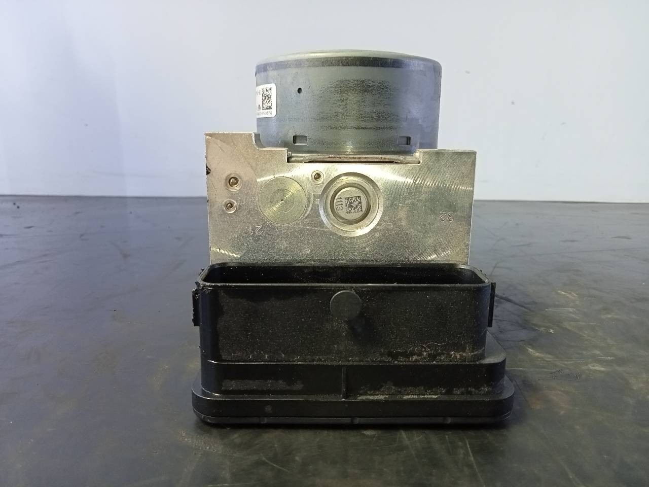ABS BMW SERIE X1 (F48) 3451688054801 / P3-B8-29-3 / 6880548 3451688054801P3B82936880548 - Vista 2