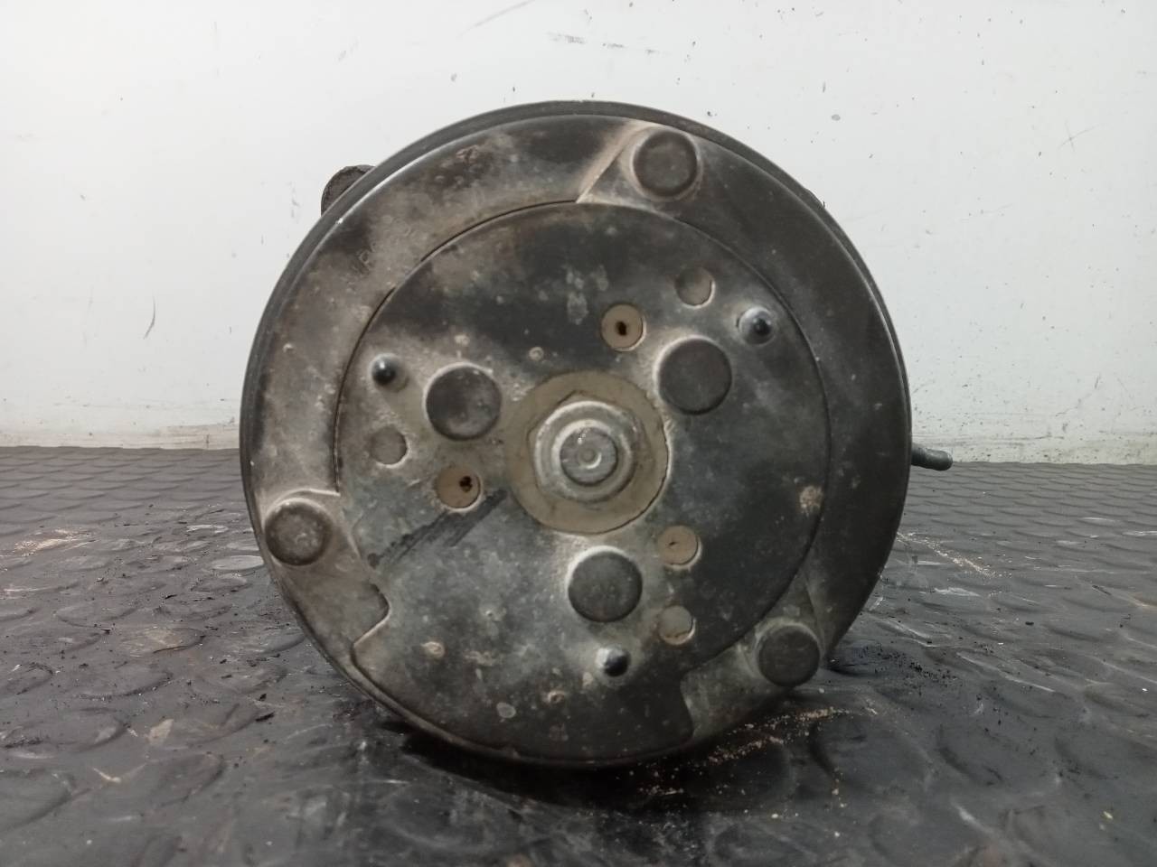 COMPRESOR AIRE ACONDICIONADO NISSAN CABSTAR 0012706955 / P3-A3-3-1 0012706955P3A331 - Vista 3