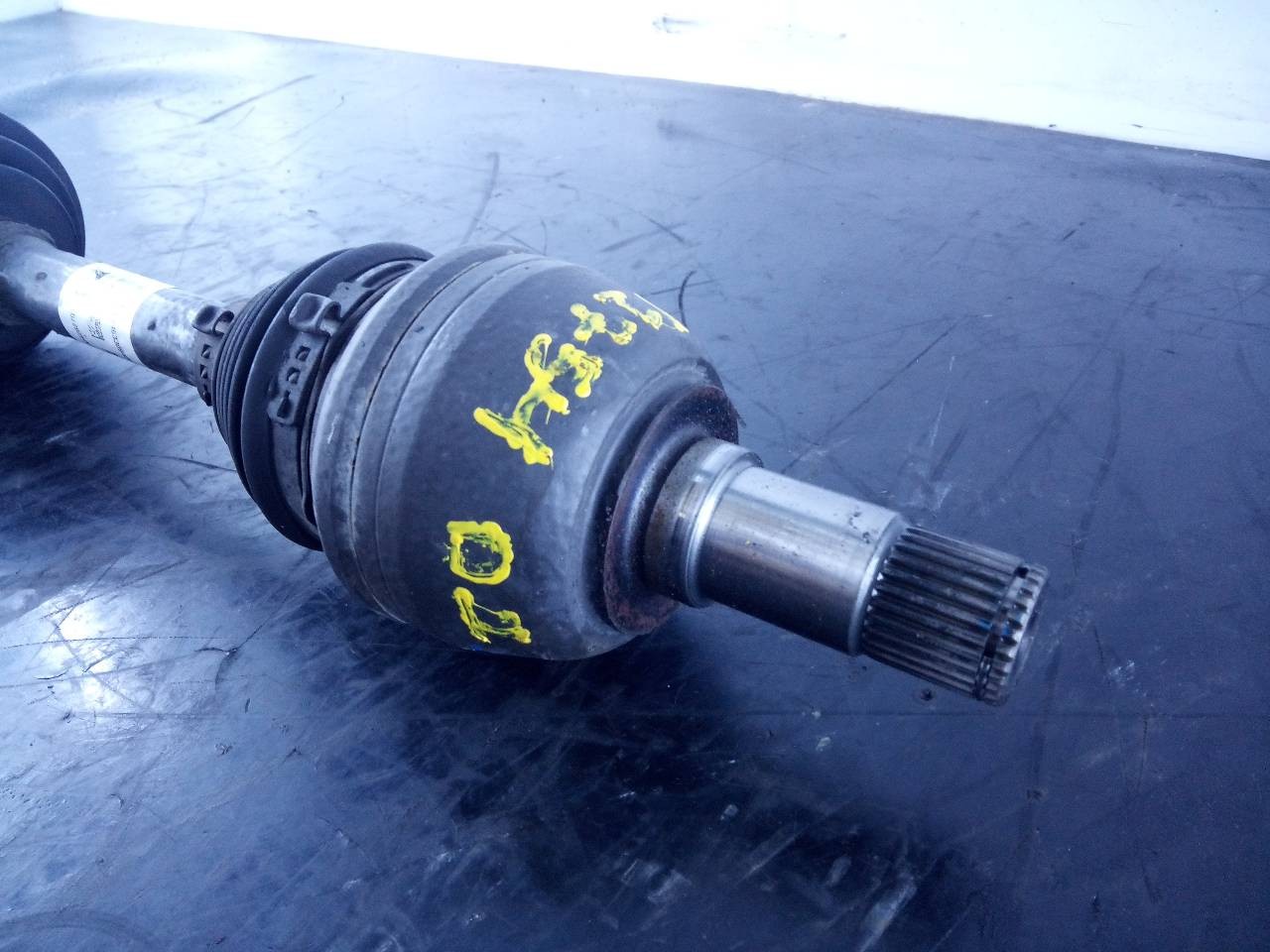 TRANSMISION DELANTERA IZQUIERDA MERCEDES-BENZ CLASE GLA (W156) A2463309400 / P1-A6-39 A2463309400P1A639 - Vista 2