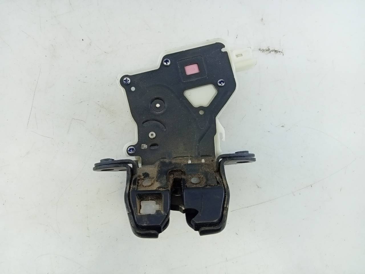 CERRADURA MALETERO / PORTON NISSAN PULSAR (C13) E2-A4-60-1 E2A4601 - Vista 2