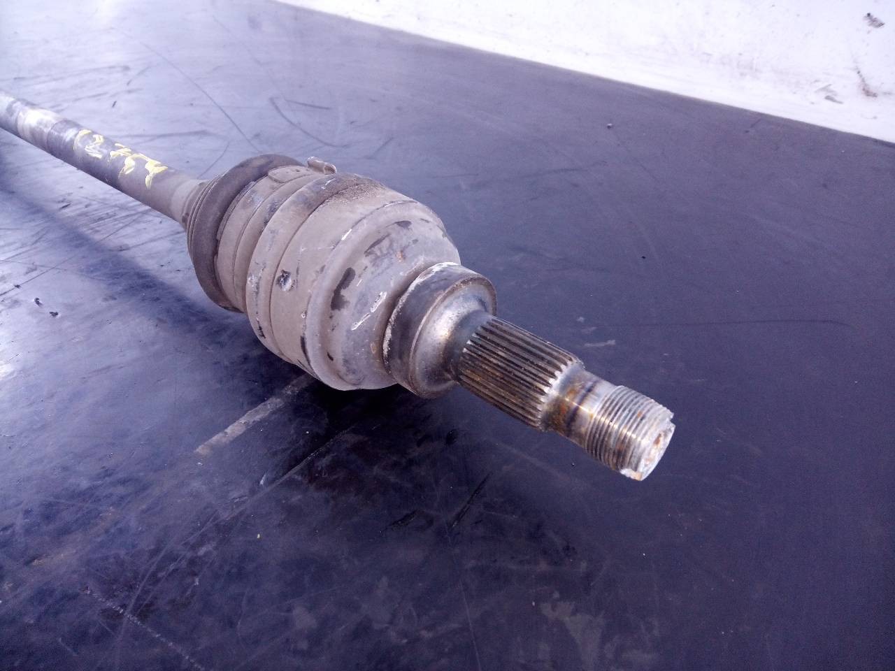 TRANSMISION TRASERA DERECHA MERCEDES-BENZ CLASE GLA (W156) 2463509500 / P1-A6-22 / 1504100434 2463509500P1A6221504100434 - Vista 2